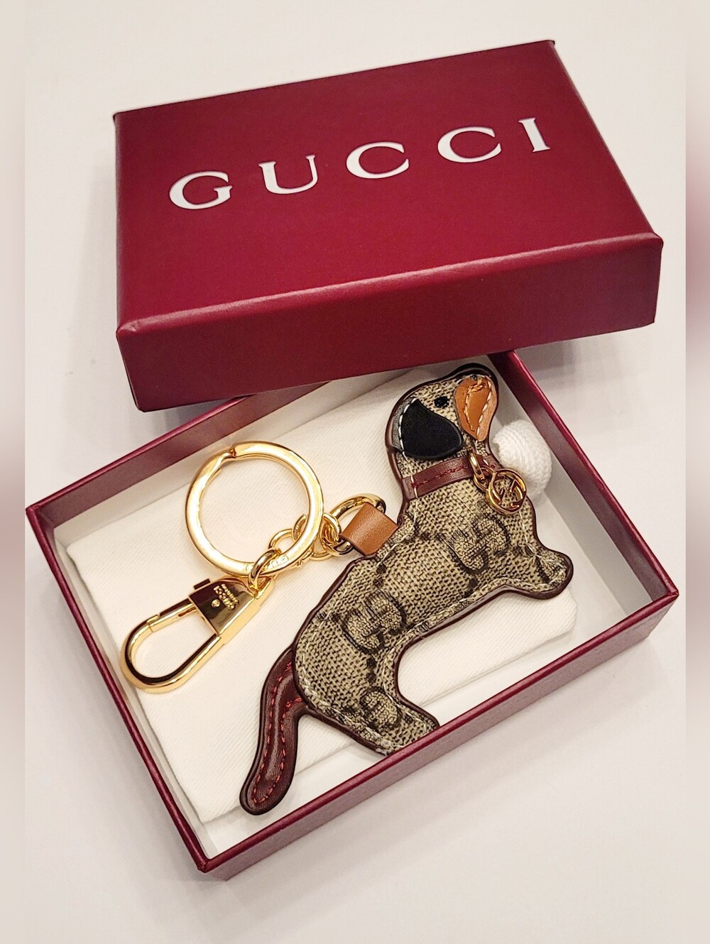 🇮🇹 Gucci Brown Beige🐕 Monogram Dog Keychain✨️ with Gold Hardware🇮🇹 - Picture 10 of 10
